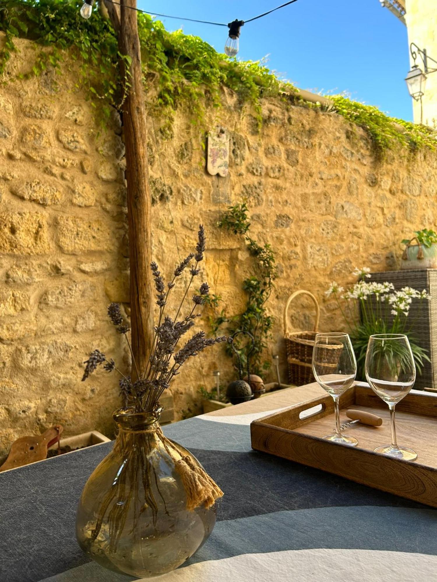 La Maison Du Clocher Hotel Saint-Emilion Exterior photo